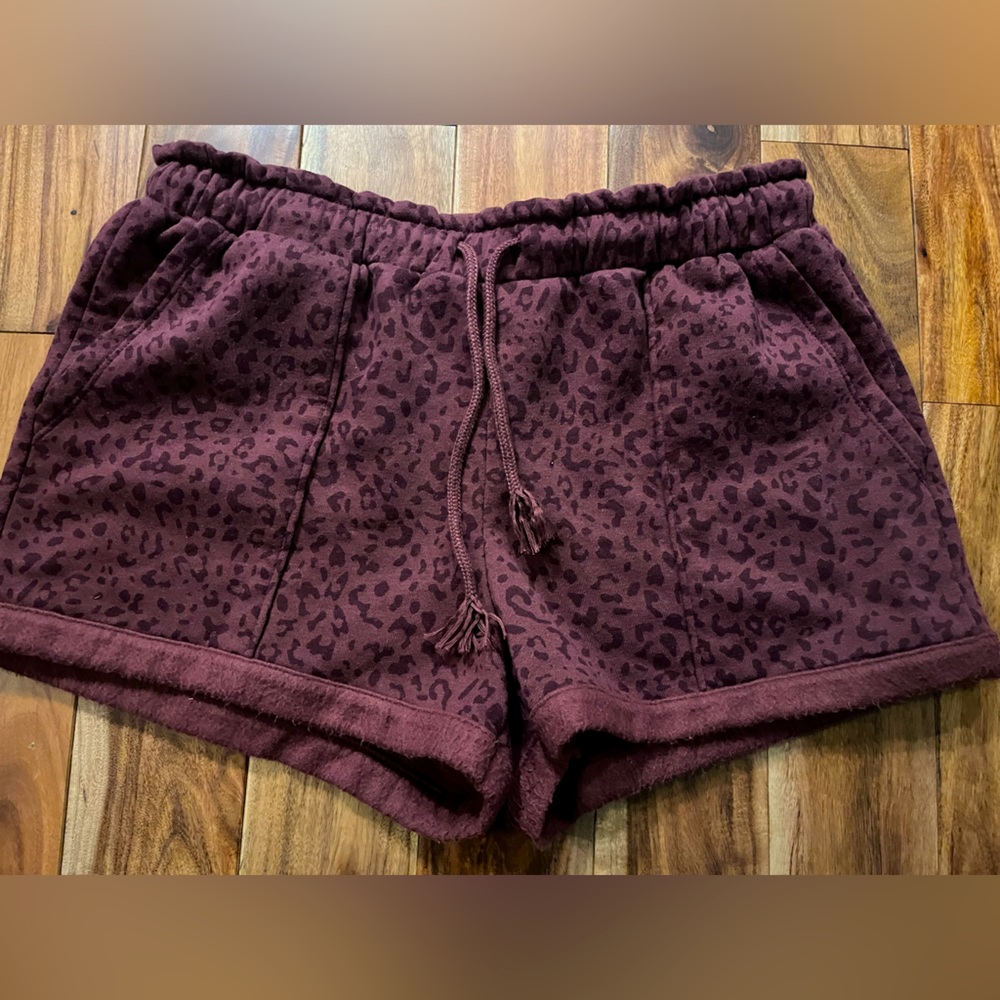 Olive & Oak cotton shorts